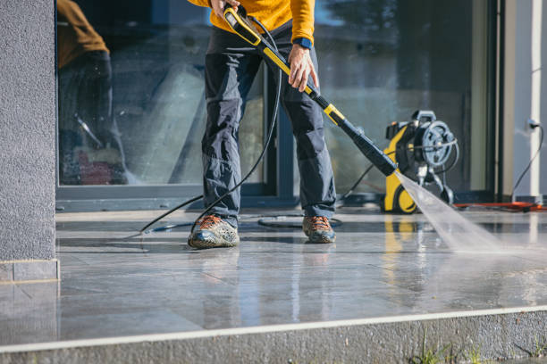 Best Restaurant Pressure Washing  in Newstle, CA